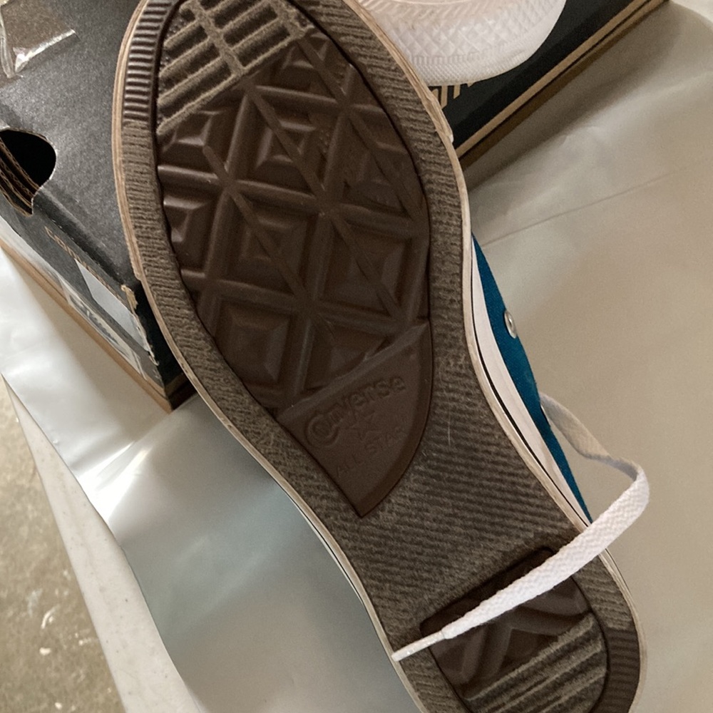 Converse - Picture 6 of 6